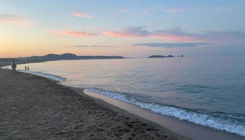 Paraíso Playa de Pals - reformado primera línea de mar con parking - Foto 3