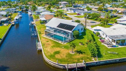 Lazy Palm Retreat Heated Pool Jacuzzi Gulf Canal - Foto 2