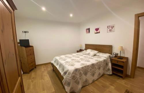 Precioso apartamento con vistas montaña o rio - Foto 8