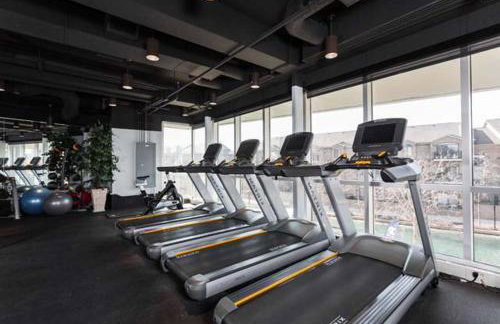 Chic City Apartment with parking Canal View RoofDeck - Foto 19