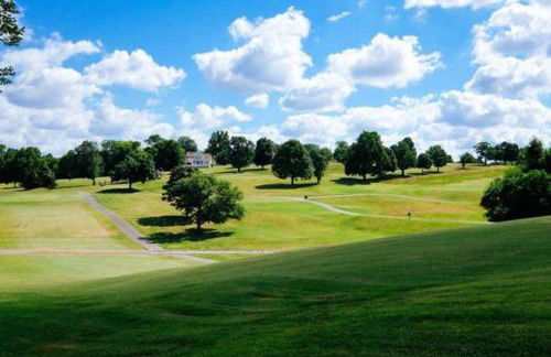 Golf Views, Porch Vibes, 3mi to Broadway! - Foto 30