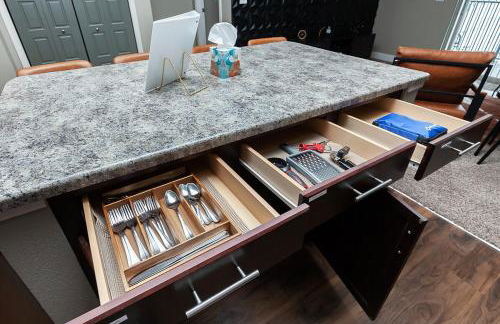 Exclusive, Pool, Massage Chair, Jordan Creek - Foto 15