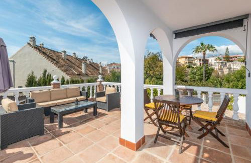 VILLA BARRANCO Big terrace, private pool & parking - Photo 4