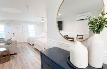 Adjacent 1st Floor 1007 Queen & 1008 King - Photo 7