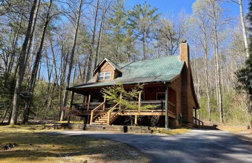 2 bed Cabin HOT TUB close to Helen #16 - Photo 12