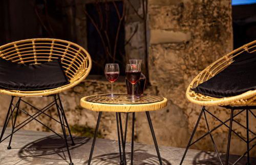 Elegant Roof Deck House with Jacuzzi - Foto 12