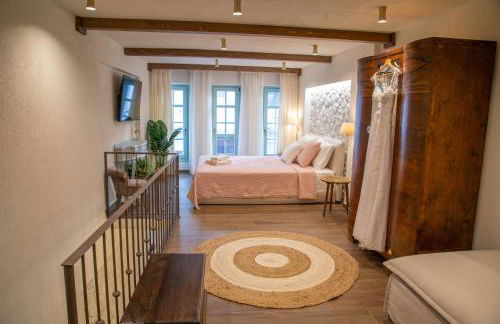 Philomena Suite - Photo 11