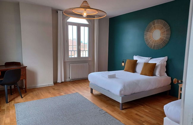 Château Touzinat - Foto 1