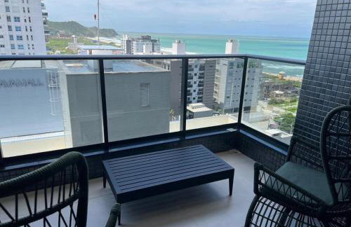 Apartamento 100m da Praia Brava - Itajaí - Foto 1