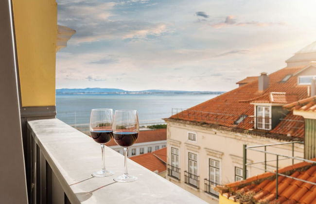 Saudade Center Alfama Duplex - Photo 32