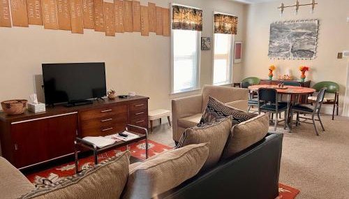 Falls Retreat - Walk to the Falls, the Casino and all Downtown Restaurants - Across from the Aquarium - Foto 2