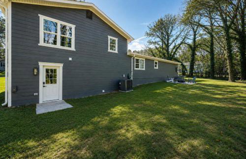 Outdoor Projector, Arcade, Fire Pit, 2 Car Garage, 2 Living Rooms - Foto 22