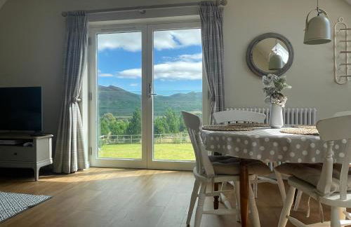 Little Thistle Apartment - Photo 3