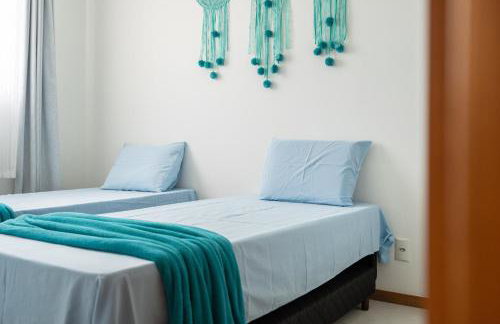 Apartamento a 400M PRAIA com PISCINA sacada com CHURRASQUEIRA privativa Wi-Fi Portaria 24h PLAYGROUND INFANTIL Quadra de esportes e vaga privativa de GARAGEM Reserve agora mesmo - Foto 9