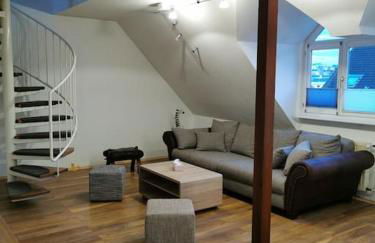 Helle Maisonnette Wohnung Penthouse - Foto 1