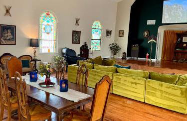 Lafayette's Oldest Church - Foto 56