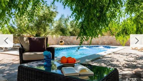 Cortijo Rica - Photo 2