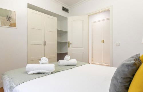 Apartamento con vistas al Parque del Retiro - Photo 11