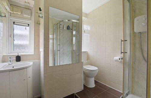 Spacious 3 Bedroom Near Westfield - Foto 8