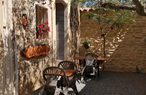 Les Gîtes sous l' Olivier en Camargue - Photo 2