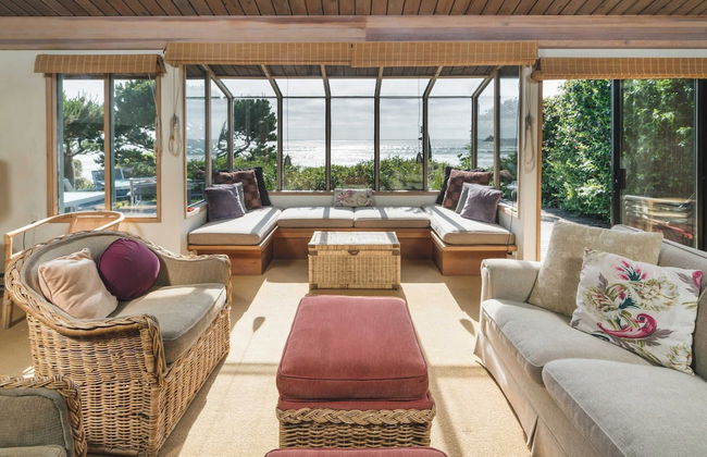 Arch Cape Escape by Avantstay Sensational Clift Top Home w/ Pacific Ocean Views - Photo 17