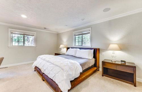 8 Mi to Jacksonville Oregon Getaway with Deck! - Foto 14