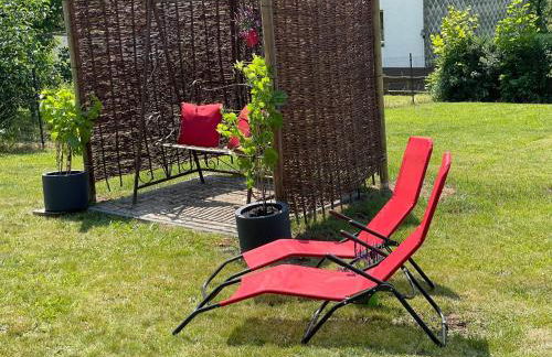 Ferienhaus BellaVita - mit großem eingezäuntem Garten - Infrarotsauna - 3 Hunde willkommen - Badesee 800m entfernt - Foto 9