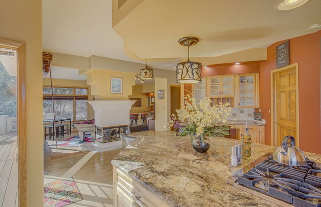 Skyway-extravagant & Luxury Views W/deck & Bar - Foto 35