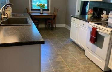 Quiet home three bedroom home in peaceful neighborhood - Foto 26