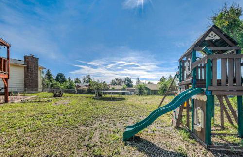 Family Friendly Getaway-4BR-Playset-Trampoline - Foto 8