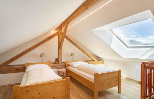 Kreuzwegerhof Nals - Historic Nature Stay with Pool near Meran & Bozen - Photo 10