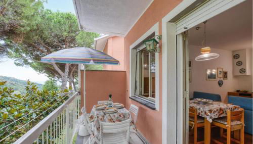 1 Bedroom Awesome Apartment In San Saturnino - Foto 1