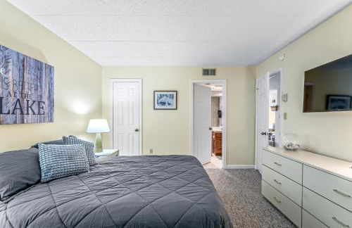 Epic Views and Pool Access! Gem on Big Boulder Lake - Foto 15