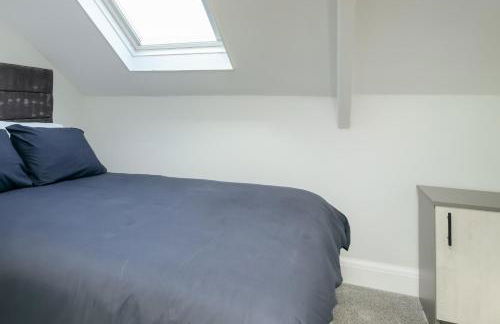 Dwell Living Luxurious 5BD House Central - Foto 36