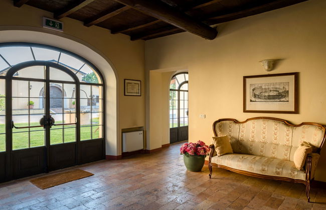 2 bedroom Apartment in Desenzano del Garda with swimming pool and garden - Photo 30