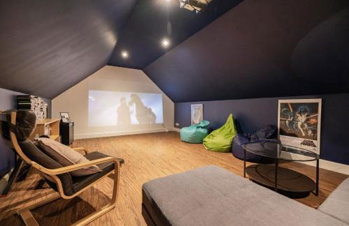 Stunning Country House - Cinema, Games Room & Hot Tub - Foto 46