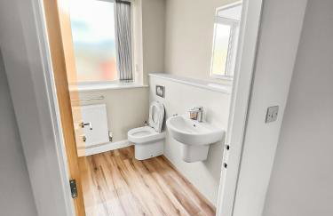 Flat 2 - Luxury Bolton City Centre Apartments - Photo 42