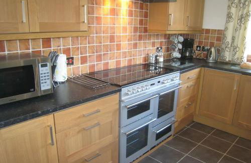 Arden Hill Farmhouse - Hot Tub, Snooker Table, Sleeps 16 - Foto 15