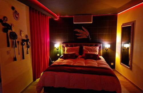 Escapade Romantique à Saint Omer-Espace Totalement Privatisé Avec Terrasse - Foto 13