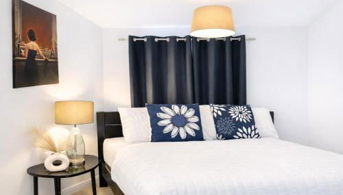 The Luxe Loft near Wolverhampton train station - Foto 4