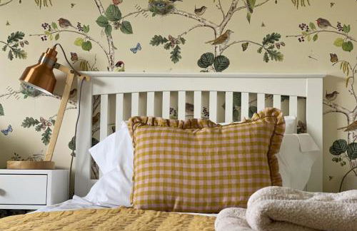 Woodpecker Lodge - Brook Meadow - sleeps 4 plus 2 - no pets - Foto 14