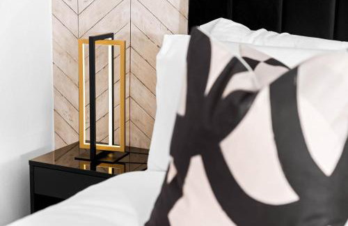 Stylish 3 Bedroom House - Garden - Pool Table - Parking 165M - Foto 43