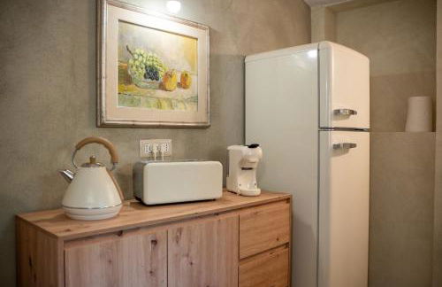 3 Bedrooms Old Town Secret Gem with Private Garden - Foto 6