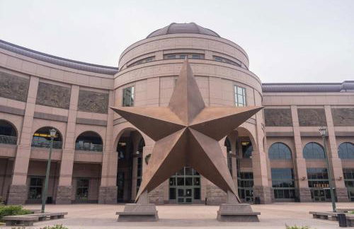 Urban Cowboy Villas - Heart of 704 - Foto 62