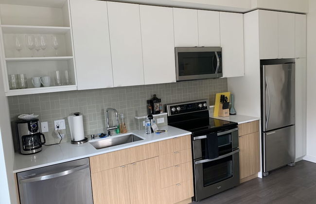 Domicile Suites at Marina SLU - Photo 20