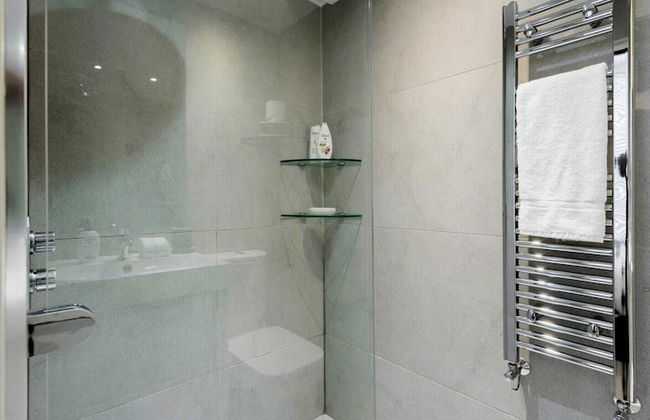 Elegant Earl's Court 2 bed 2 Bath Near Tube - Foto 10