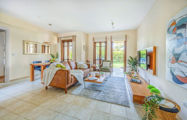 Zc02 Aphrodite Hills- Communal Pool, Garden - Foto 7