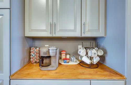 3BR 2BA Kingman Home w Patio Fire Pit - Photo 15