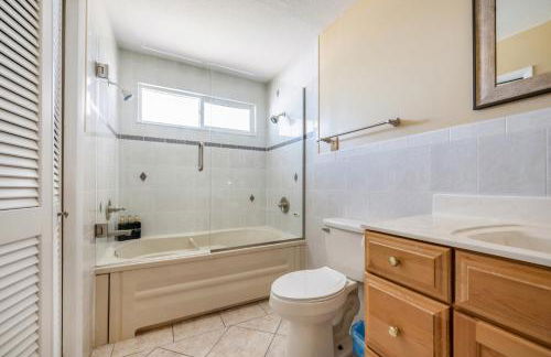 Renovated 3BR Dog Friendly Pond View W/D - Foto 70