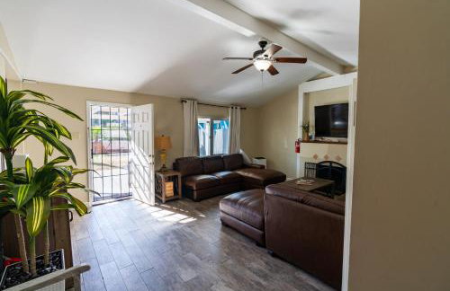 Oceanside Rocks Family Vacation Home - Photo 33